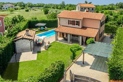 Villa Rustica Nicole by Villa Plus