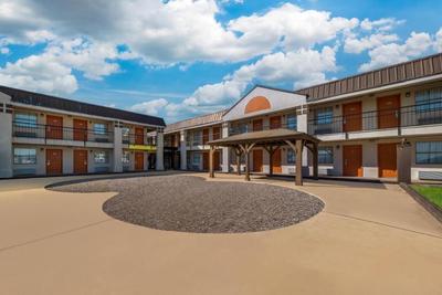 Super 8 by Wyndham Wichita Falls, Photo 2