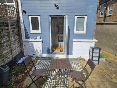 cosy apartment Alexandra palace Haringey, London