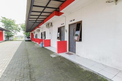 Hotel O Mojoanyar Near Terminal Bis Mojokerto