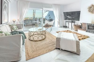 P2B - Casa Paraiso by Roomservices