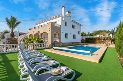 Villa Caleta - PlusHolidays