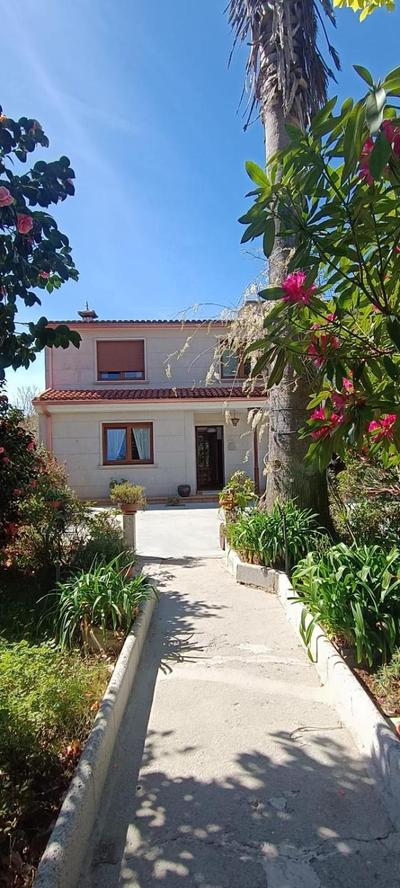 Casa Vilas, Santiago de Compostela