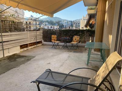 Aphrodite-Recently Renovated Modern Apartment