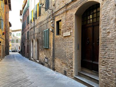 LA CASINA IN VIA FRANCIOSA