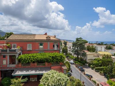 La nave del tè - De Vivo Realty Meta di Sorrento