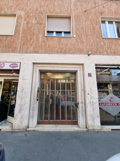 Spazioso appartamento con terrazzo Navigli,Bocconi