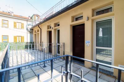Lianora Apartment by Quokka 360 - comfortable and modern flat in the centre of Como