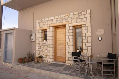 The Mountain House By Plakalona Villas & Apartments