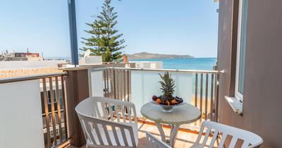 Cozy Corner VS Beachfront