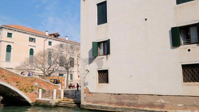 CASA ALUFILI