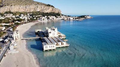 mansarda beach Mondello