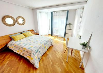 Apartamento céntrico y luminoso cerca de la playa.
