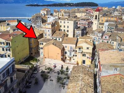 Joy's Martin in Corfu old town