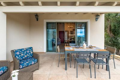 Ares Villa