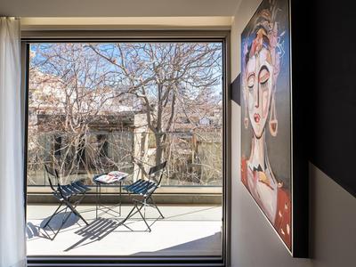 The H Experience - Stylish 2BD apt with balcony in Heraklion center