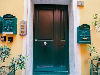 Carmelina Tiny Village Room