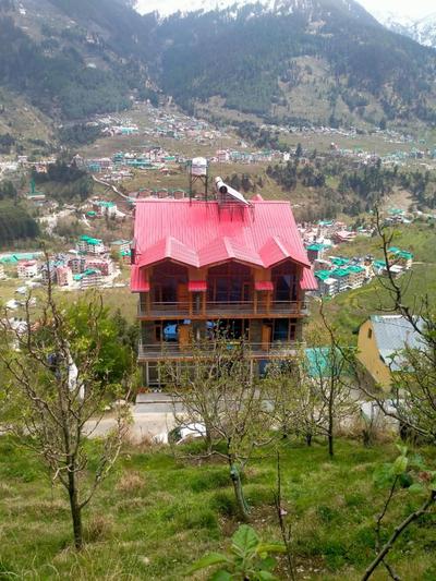 Hotel Seven Hills Manali
