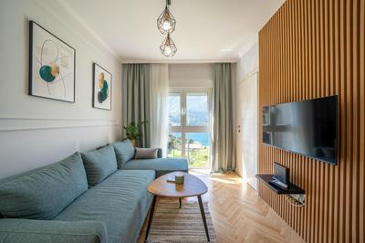 Luxury D&D Apartment