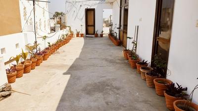 WHITE HOUSE Luxury Rooms - Loved by Travellers, Couples, Corporates