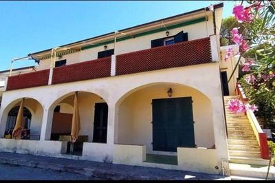 Bilocale con ampio terrazzo