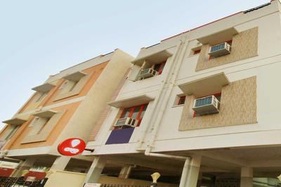 Hotel O Yazhini Service Apartment Near Jazz Cinemas Luxe