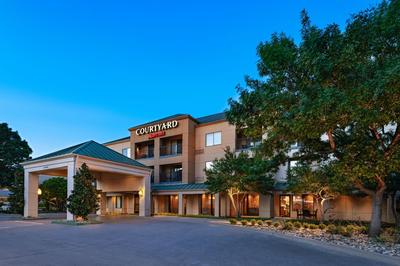 Courtyard by Marriott Dallas Plano in Legacy Park