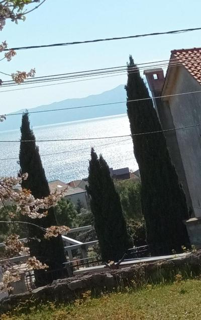 Apartman Hana u blizini ronilačkog kluba i Kostrenskih plaža