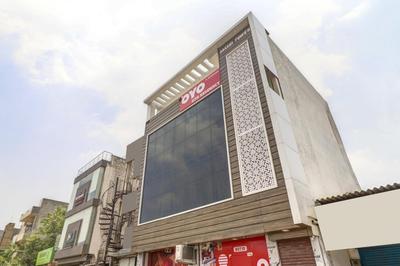 Hotel O Siya Residency