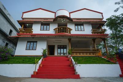 OYO M S Holiday Resort