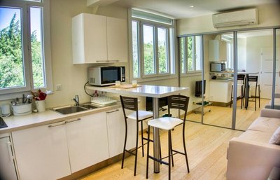 Cannes charming studio 50 meters from the beach !!