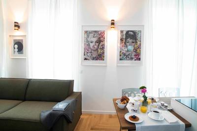 Atmosfere luxury apartment