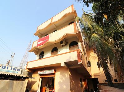 Super Hotel O Nandi Inn