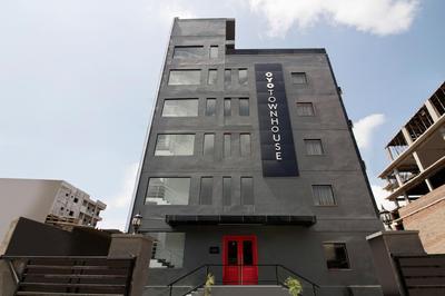 FabHotel White Ridge-SIa Life Hospital, Kondapur