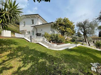 Villa Elvira