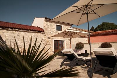 Haus Mila