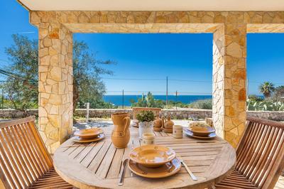 Stone Hill House by BarbarHouse