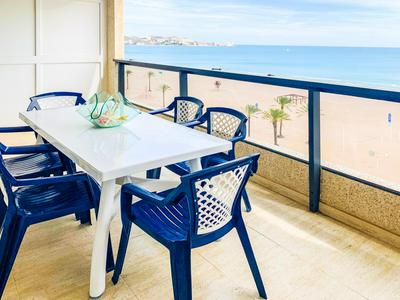 ESPACIO 8 - Primera Línea de Playa