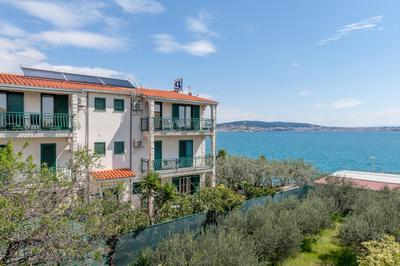 Apartments G