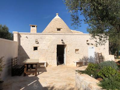 Trullo dell' Edera con piscina privata