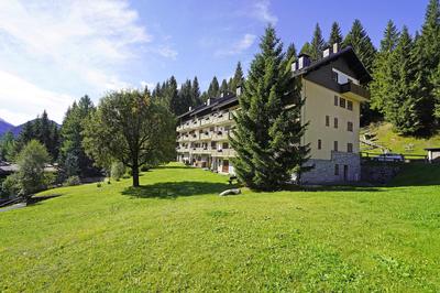 iFlat Penthouse Dolomiti Super Panoramic View Tovel