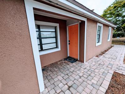 Charming & Cozy Lagoon Retreat - Steps from River - Parking