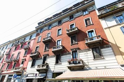 ArtStay Exclusive Apt Near Train Metro, Parking