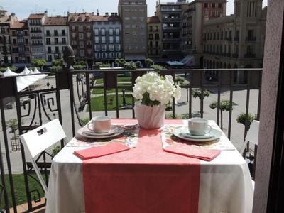 Castillo 27 by Clabao
