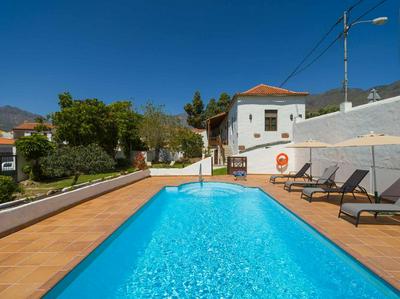 Casa rural la montañeta