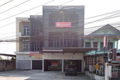 RedDoorz @ Simpang Pemda Medan