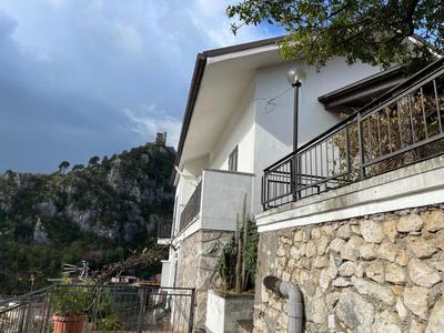 casa monte maggio