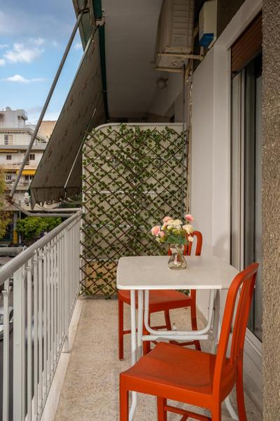 Vintage 1BD Apt 10' to Acropolis