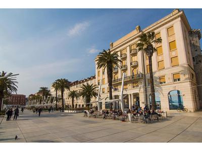 Riva Royal View Luxury Apartments