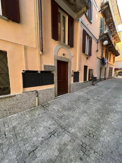 Appartamento Olga nel centro storico di Intra